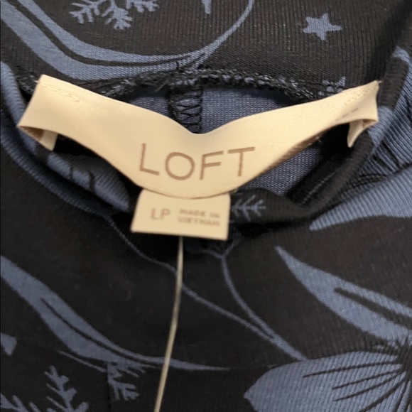 Loft dress
New - Picture 2 of 3